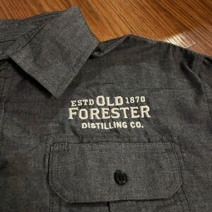Old Forester KY Bourbon Embroidered Logo Casual Button Up In Smoked Gray Men’s L